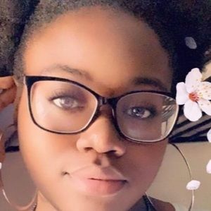 Meet your Posher, Kiki